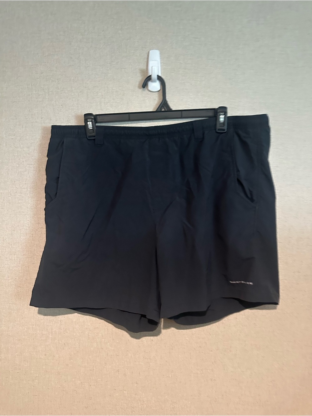 Columbia Men's 36 Black Omni Shade Athletic Shorts